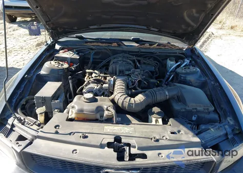 2009 Ford Mustang V6/V6 Premium из США, поврежденный, VIN 1ZVHT80N595118076